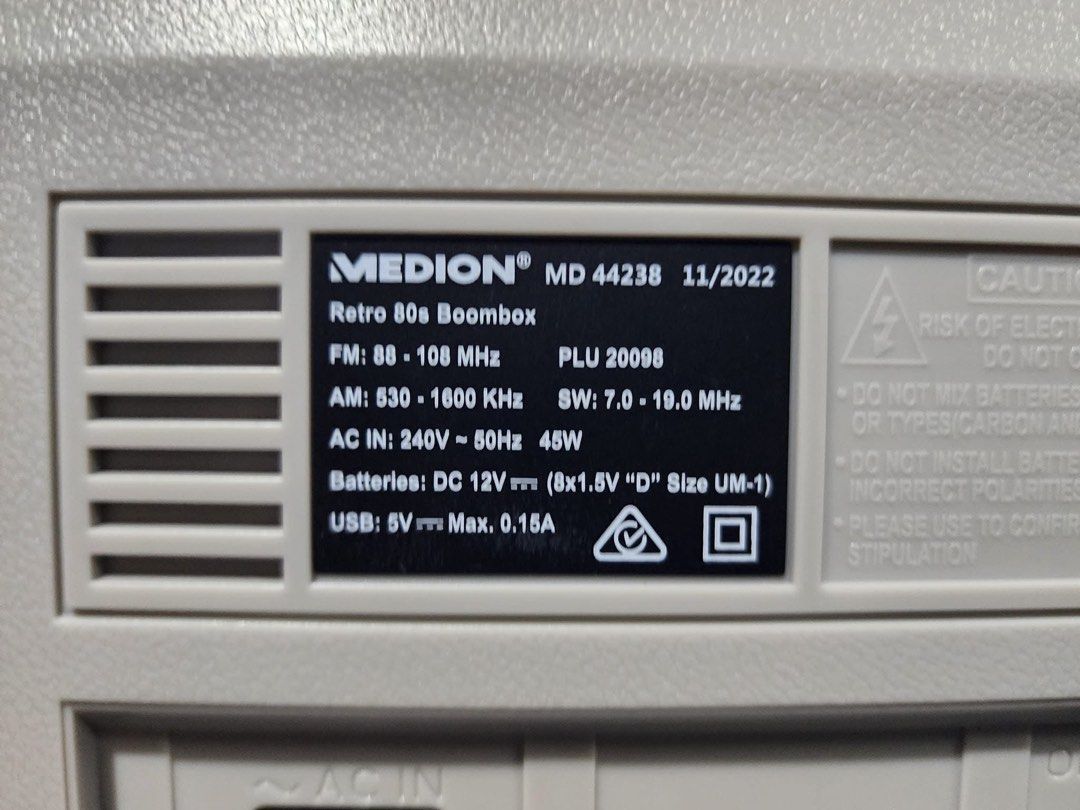Medlion 80s Boombox (Category: Portable Music Players) located in Quezon City. Submitted by kanjoshashinka (Listing ID 1351037621, Image 3). Description: For Sale Medlion 80s Boombox - opened for testing - no box -all working 4,900 Timog QC.