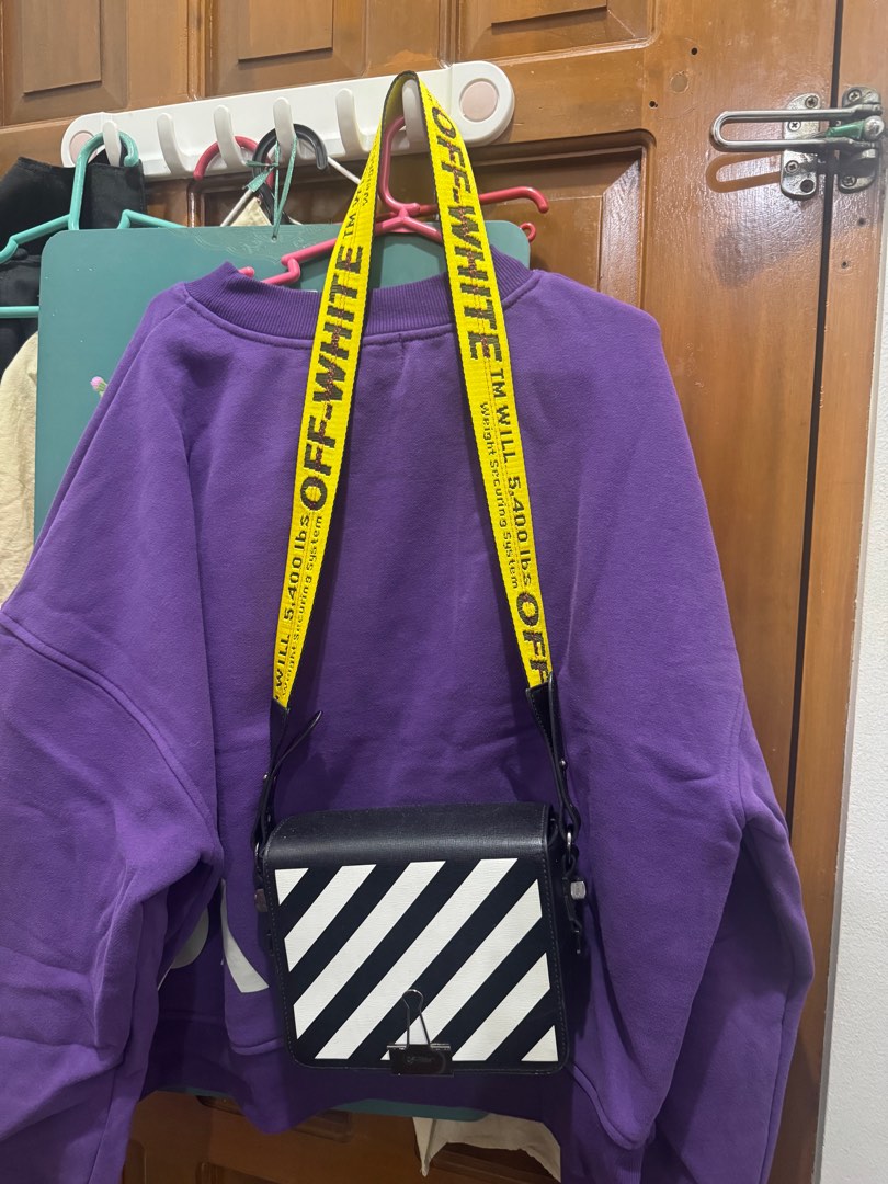 Wing Bag in Off White