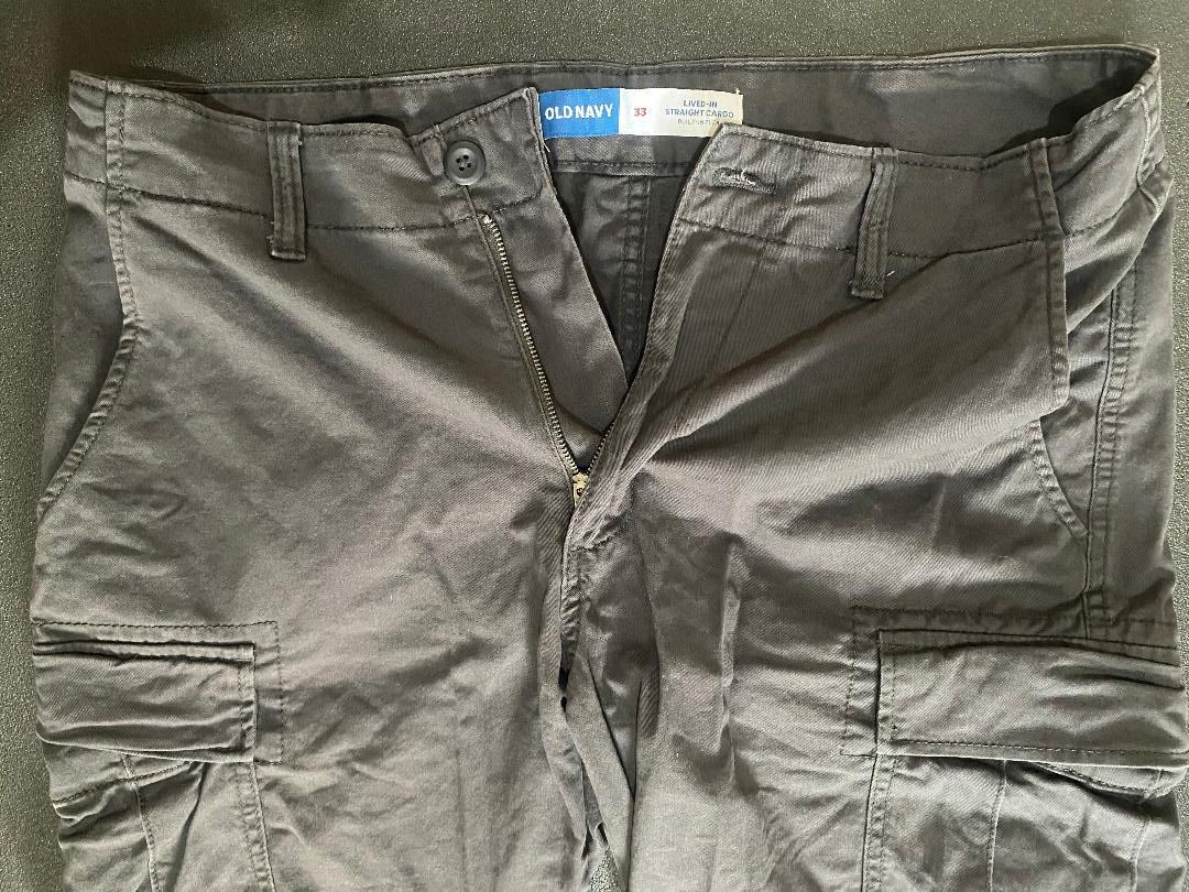 Old Navy Built-in Flex Dark Gray Cargo Shorts Size 33 (Category: Shorts) located in Manila. Submitted by sammy_99 (Listing ID 1350998342, Image 2). Description: Meet Ups are OK. Meet Up Location: Trinoma, SM North, Mall of Asia, SM Megamall, SM San Lazaro, Fisher Mall, Within City of Manila, or nearby area. P600. Old Navy Built-in Flex Dark Gray Cargo Shorts Size 33 Notes: Photos posted are of the actual item at hand. Authentic. Lived-in straight