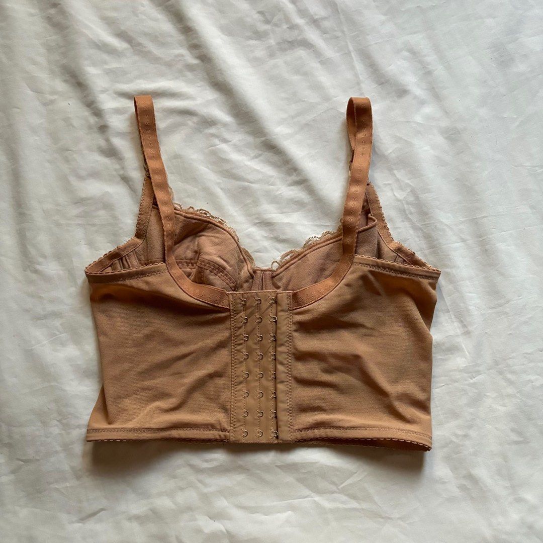pinkish beige mesh corset lace top (Category: Sleeveless) located in Pateros City. Submitted by nextstaple (Listing ID 1351072595, Image 3). Description: mesh is slightly stretched bust: 30-34”.