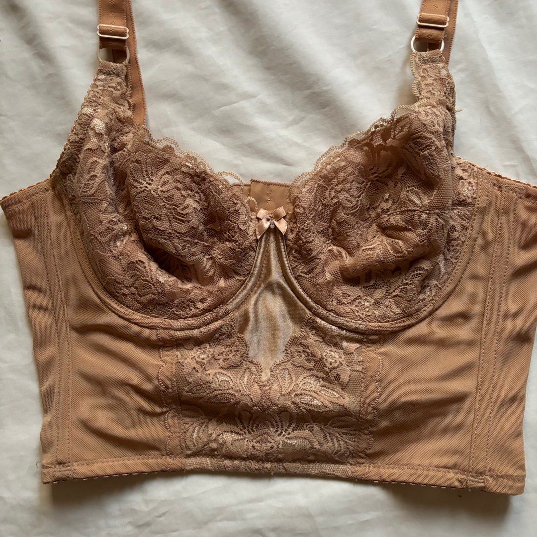 pinkish beige mesh corset lace top (Category: Sleeveless) located in Pateros City. Submitted by nextstaple (Listing ID 1351072595, Image 2). Description: mesh is slightly stretched bust: 30-34”.