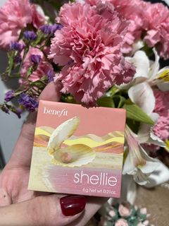 Shellie Benefit Blush