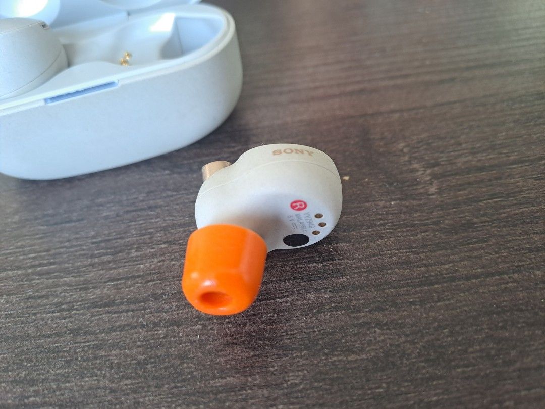 Sony Advanced Noise Cancelling Earbuds (Category: Headphones & Headsets) located in Manila. Submitted by seller.elcherly (Listing ID 1351028536, Image 2). Description: SONY WF-1000XM4 Advanced Noise Cancelling Ear Buds FOR SALE! 🔖Authentic (MONEY BACK GUARANTEE IF PROVEN FAKE) 🔖Bought 15k+ in Japan 🔖Color: Platinum Silver 🔖Bluetooth Version 🔖Truly Wireless headphones take advanced noise canceling 🔖Exceptional Audio Quality 🔖Long Battery Li