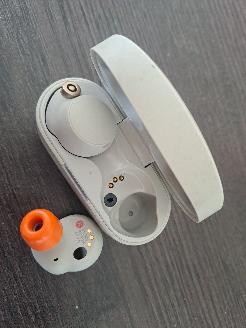Sony Advanced Noise Cancelling Earbuds (Category: Headphones & Headsets) located in Manila. Submitted by seller.elcherly (Listing ID 1351028536, Image 1). Description: SONY WF-1000XM4 Advanced Noise Cancelling Ear Buds FOR SALE! 🔖Authentic (MONEY BACK GUARANTEE IF PROVEN FAKE) 🔖Bought 15k+ in Japan 🔖Color: Platinum Silver 🔖Bluetooth Version 🔖Truly Wireless headphones take advanced noise canceling 🔖Exceptional Audio Quality 🔖Long Battery Li