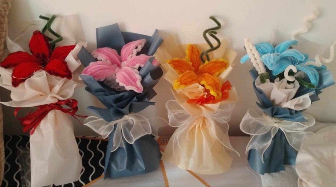 stargazer flowers (Category: Flowers & Bouquets) located in Manila. Submitted by snoop_ (Listing ID 1349674042, Image 2). Description: fuzzy wire flowers personalize tour orders🌸💐🌷 📍Las Piñas .