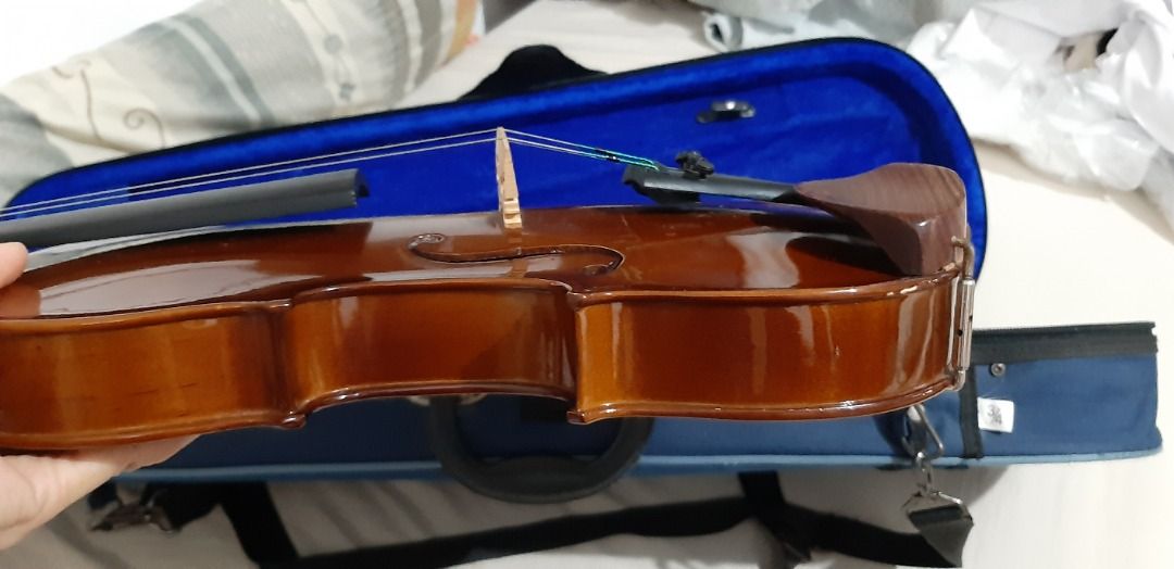 Stentor Student Violin 3/4 (Category: Musical Instruments) located in Cainta. Submitted by alpaca19 (Listing ID 1350907372, Image 2). Description: 3/4 Preloved Violin No bow.