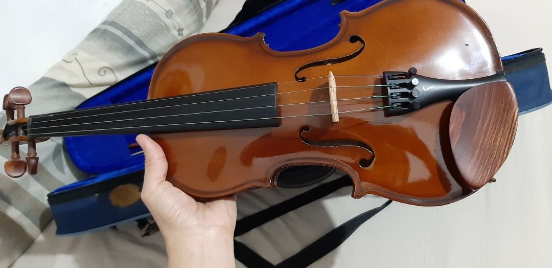 Stentor Student Violin 3/4 (Category: Musical Instruments) located in Cainta. Submitted by alpaca19 (Listing ID 1350907372, Image 1). Description: 3/4 Preloved Violin No bow.