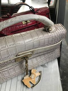 (Kategori: ) berada di . Dikirim oleh resalewavee (ID iklan 1350943732, Gambar 1). Deskripsi: .