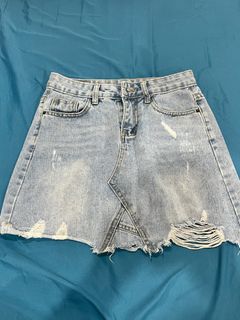 (Category: ) located in . Submitted by declutterwithnicole (Listing ID 1351069376, Image 1). Description: .