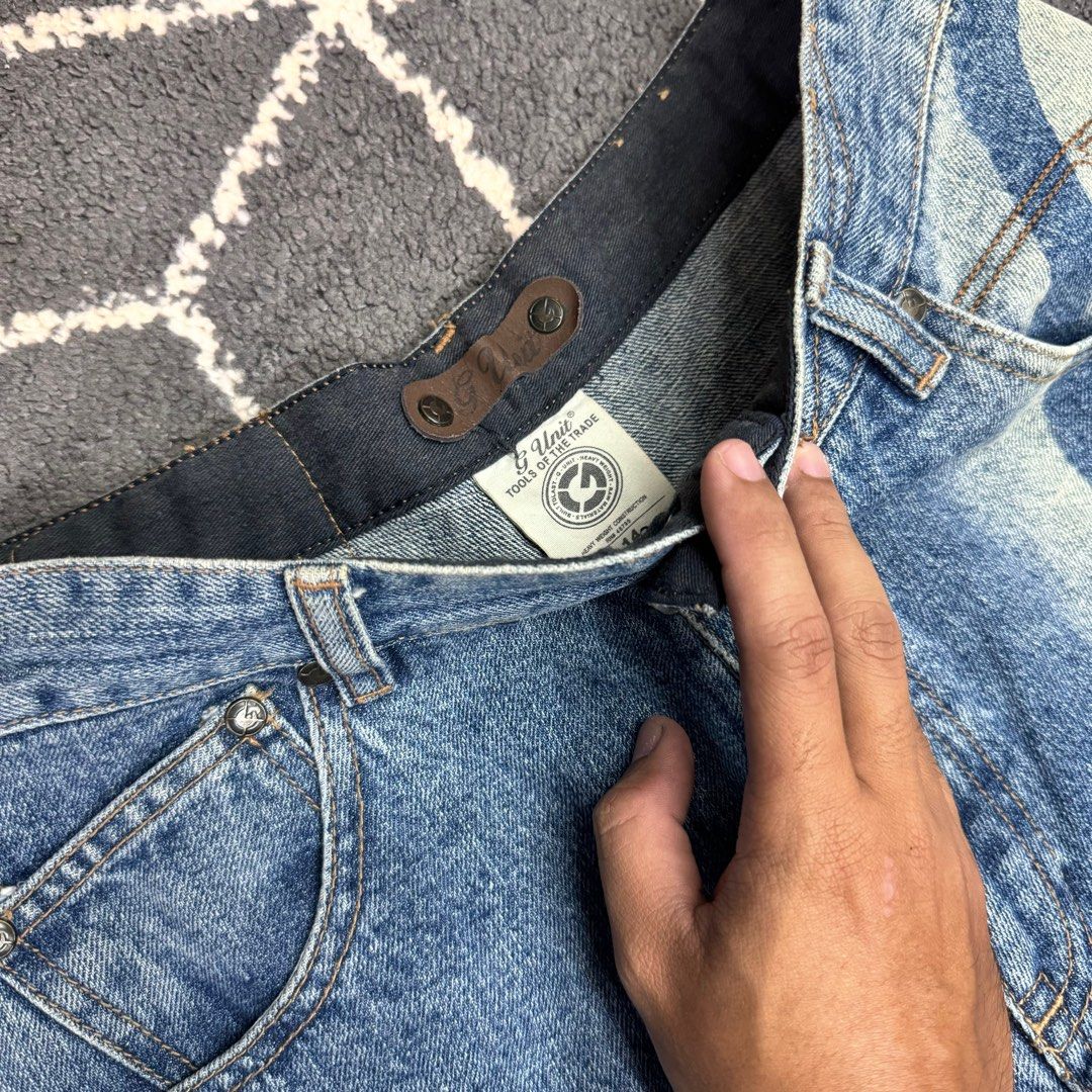 VTG G UNIT DENIM (Category: Jeans) located in Manila. Submitted by i_am_sushi (Listing ID 1351017069, Image 3). Description: 28-30W 40L 9.5LEG OPENING.