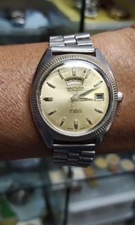 (Category: ) located in . Submitted by bakhvintagestore (Listing ID 1350957201, Image 1). Description: .