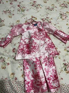 (Category: ) located in . Submitted by eyra82 (Listing ID 1351040137, Image 1). Description: .