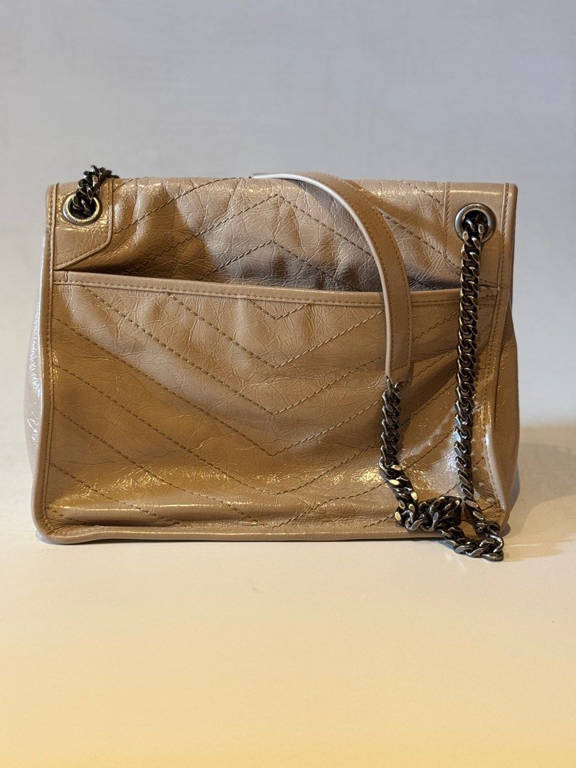 YSL Shoulder Bag (Category: Shoulder Bags) located in Pasig City. Submitted by yourgotobag (Listing ID 1350912744, Image 2). Description: .