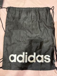 (Category: ) located in . Submitted by thriftbyashi (Listing ID 1351216031, Image 1). Description: .