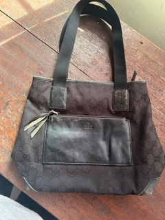 (Category: ) located in . Submitted by anything_bags21 (Listing ID 1351084956, Image 1). Description: .