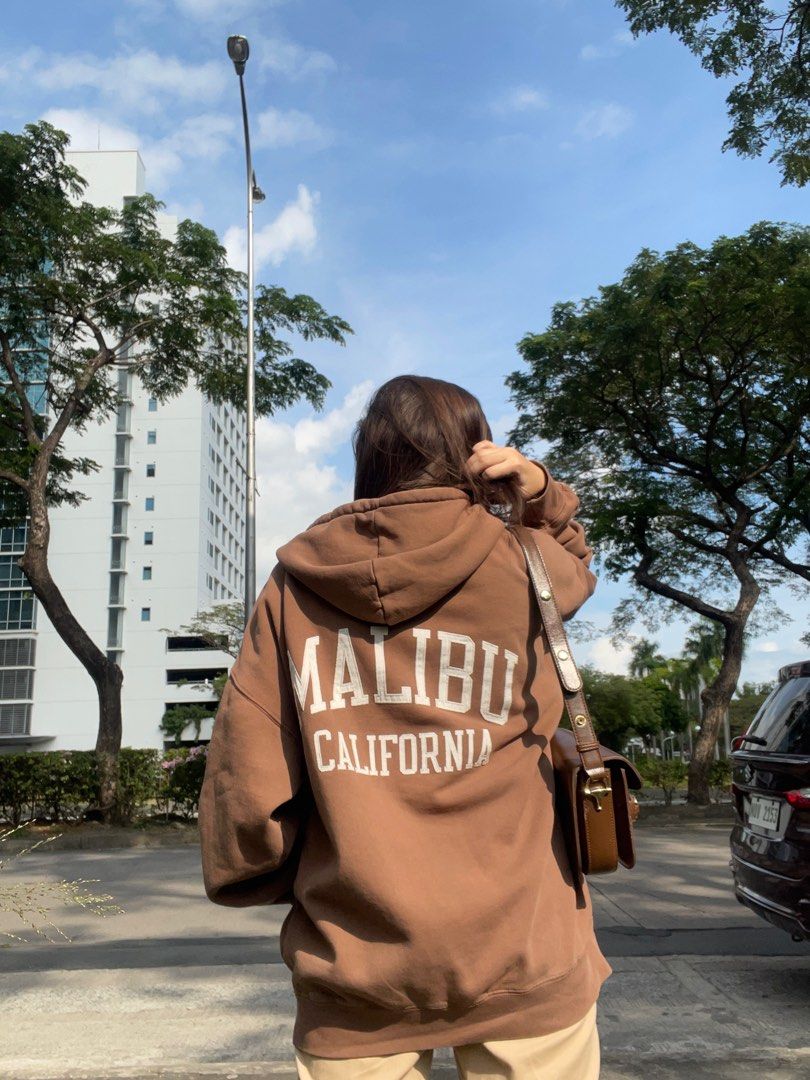 Brandy Melville Full Zip Hoodie (Category: Coats, Jackets and Outerwear) located in Iloilo. Submitted by frdhbrd (Listing ID 1351083947, Image 3). Description: Actual pic already posted.