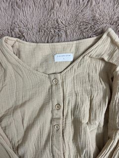 (Category: ) located in . Submitted by preloved__allgood (Listing ID 1351163203, Image 1). Description: .