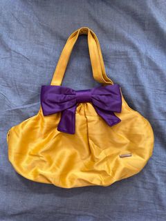 （分類：）位於 。 由 ballerinabear 提交（商品編號 1351107132，圖片 1）。簡介： 。