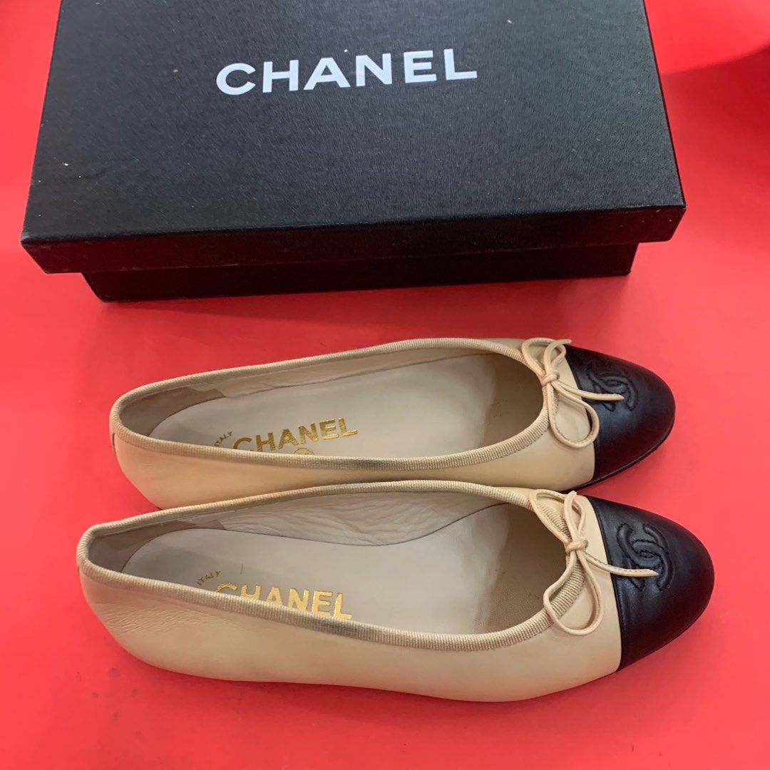 Chanel Beige Ballet Flats (Category: Sneakers & Footwear) located in Manila. Submitted by urbanwear (Listing ID 1348360808, Image 2). Description: Authentic Used less than 5 times 36.5.