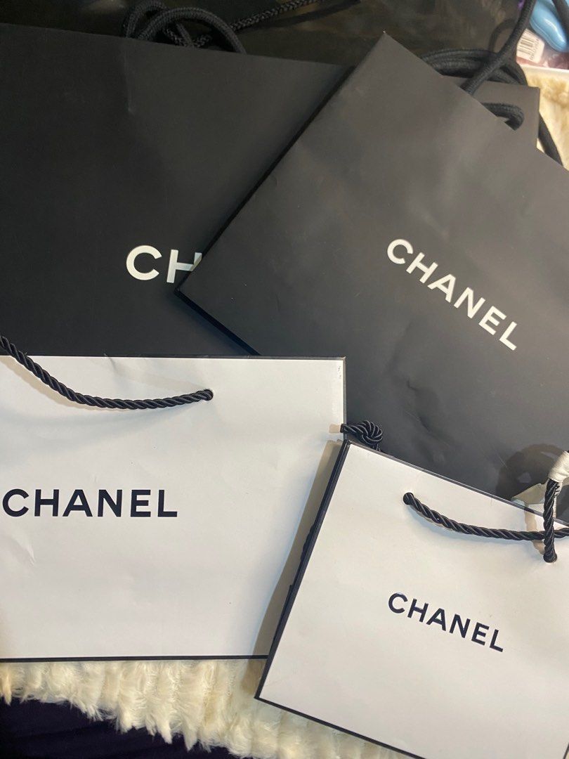 chanel paperbag (Category: Luxury Accessories) located in Antipolo. Submitted by prelovedcloseta (Listing ID 1351084466, Image 1). Description: auth chanel paper bags sizes are posted open for take all nego if maraminf item kukinin.