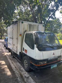 Cold storage van