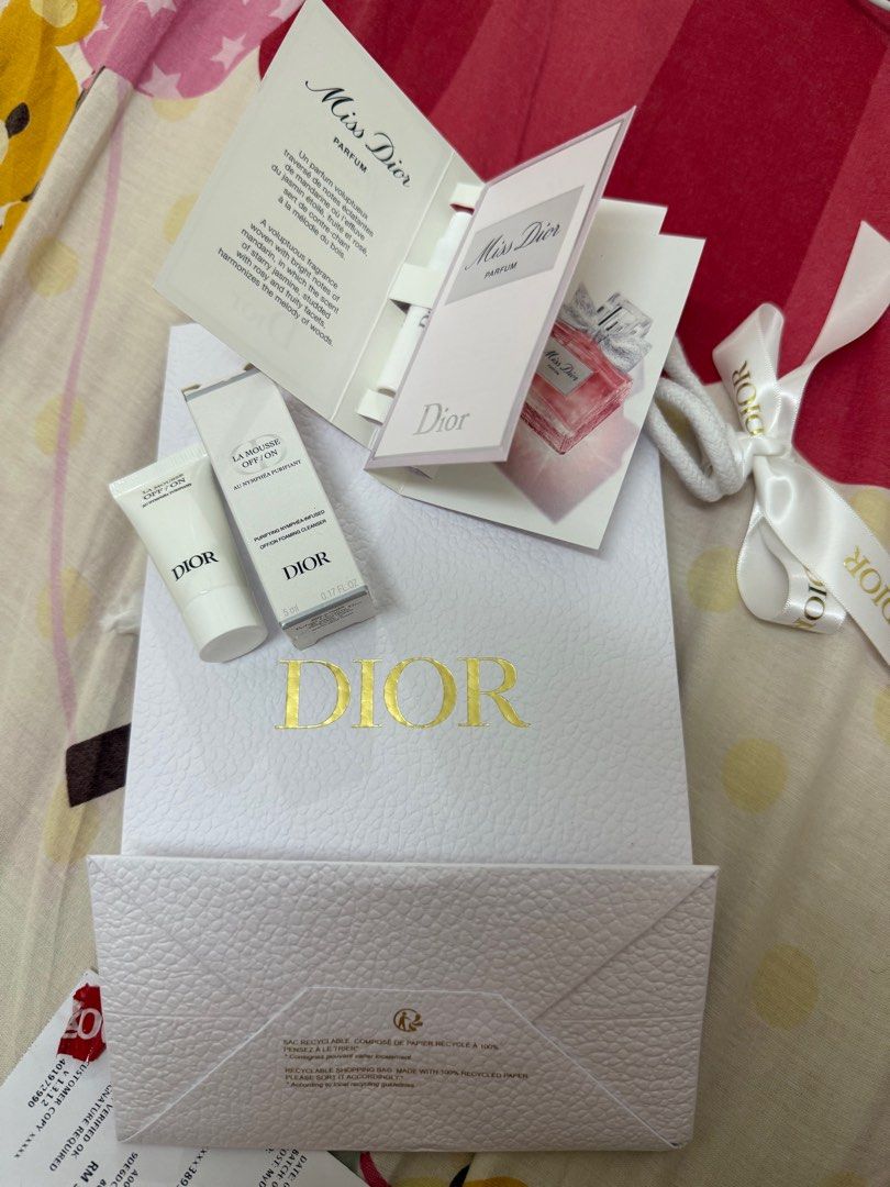 Dior (Category: Fragrance & Deodorants) located in Kuala Lumpur. Submitted by avocadololo (Listing ID 1351119021, Image 1). Description: Comes with gifts inside 1) 2 spray perfume trial 2) cleanser 5ml .