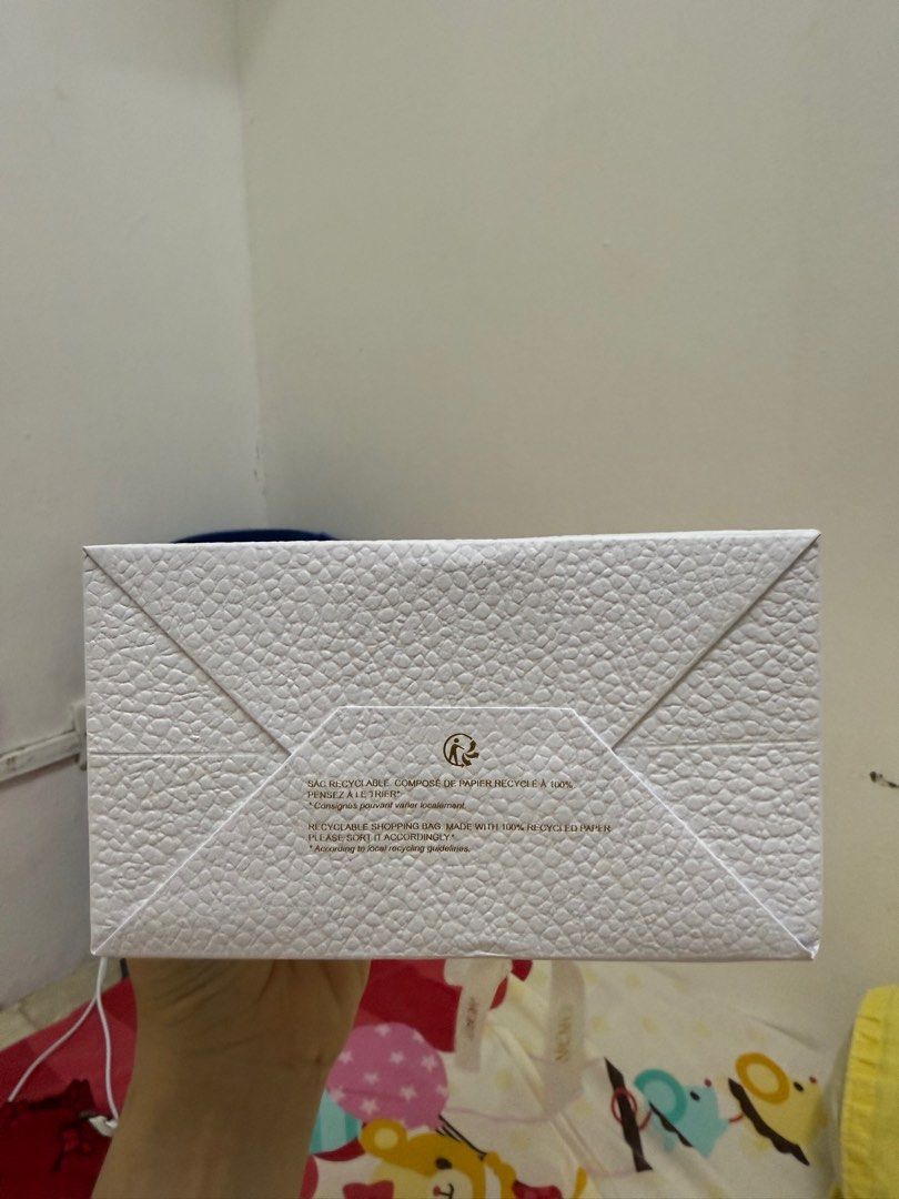 Dior (Category: Fragrance & Deodorants) located in Kuala Lumpur. Submitted by avocadololo (Listing ID 1351119021, Image 3). Description: Comes with gifts inside 1) 2 spray perfume trial 2) cleanser 5ml .