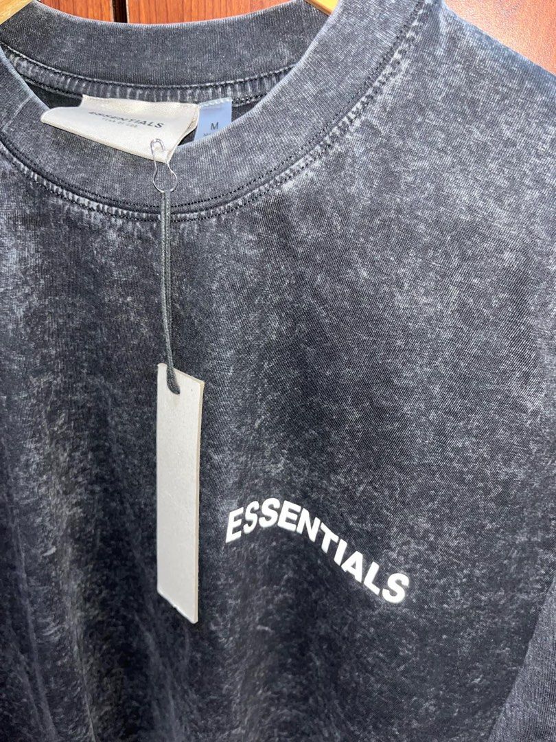 ESSENTIALS FOG (Category: Tshirts & Polo Shirts ) located in Manila. Submitted by k_ceee (Listing ID 1351232385, Image 1). Description: HK bought L size nego.