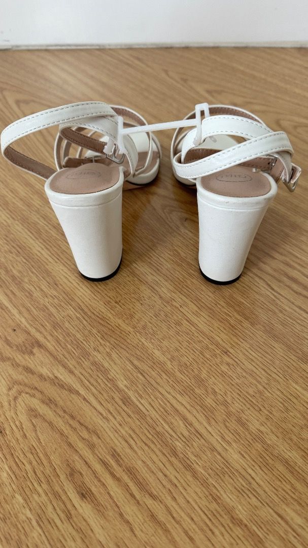 Gibi Strappy Heels, White, Size 37 (Category: Heels) located in Pasig City. Submitted by theresidence (Listing ID 1351145147, Image 2). Description: Worn once Gibi Strappy Heels, White, Size 37 3" heel 🛵Buyer responsible to book and pay for pick up cost.