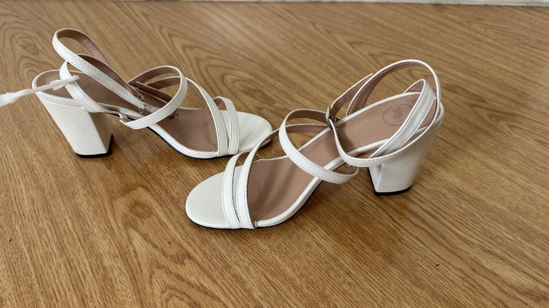 Gibi Strappy Heels, White, Size 37 (Category: Heels) located in Pasig City. Submitted by theresidence (Listing ID 1351145147, Image 3). Description: Worn once Gibi Strappy Heels, White, Size 37 3" heel 🛵Buyer responsible to book and pay for pick up cost.