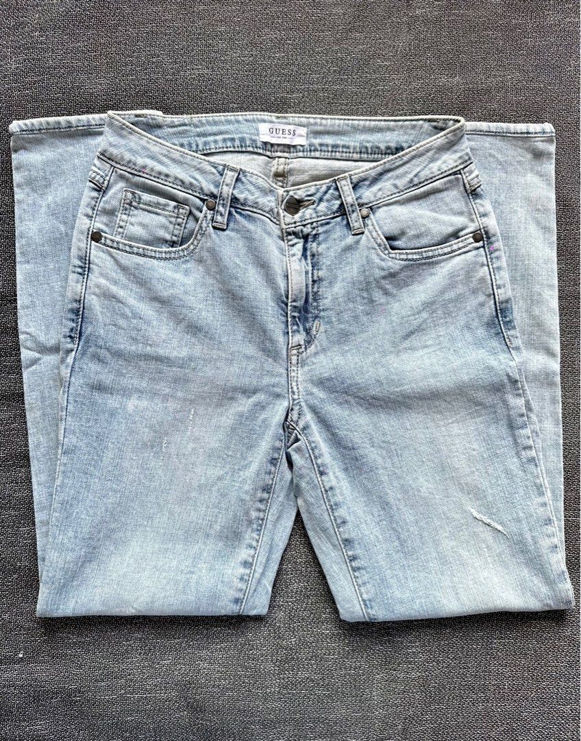 GUESS JEANS original preloved size 28-29 (Category: Jeans) located in Bacolod City. Submitted by bprelovedcollection (Listing ID 1351111264, Image 1). Description: GUESS JEANS original preloved size 28-29.