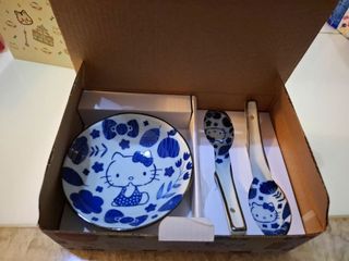 （分類：）位於 。 由 kattyli 提交（商品編號 1351172347，圖片 1）。簡介： 。