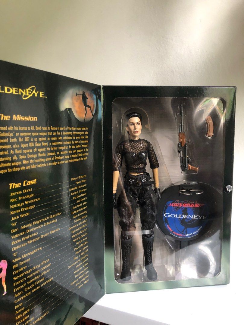 James Bond 007 sideshow action figures (Category: Figurines & Statues) located in Cainta. Submitted by dopethrifts.ph (Listing ID 1351179632, Image 3). Description: 2k each Misb .