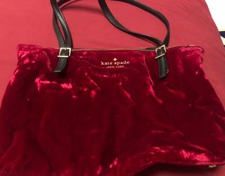 (Category: ) located in . Submitted by bbshoppingz (Listing ID 1351166732, Image 1). Description: .