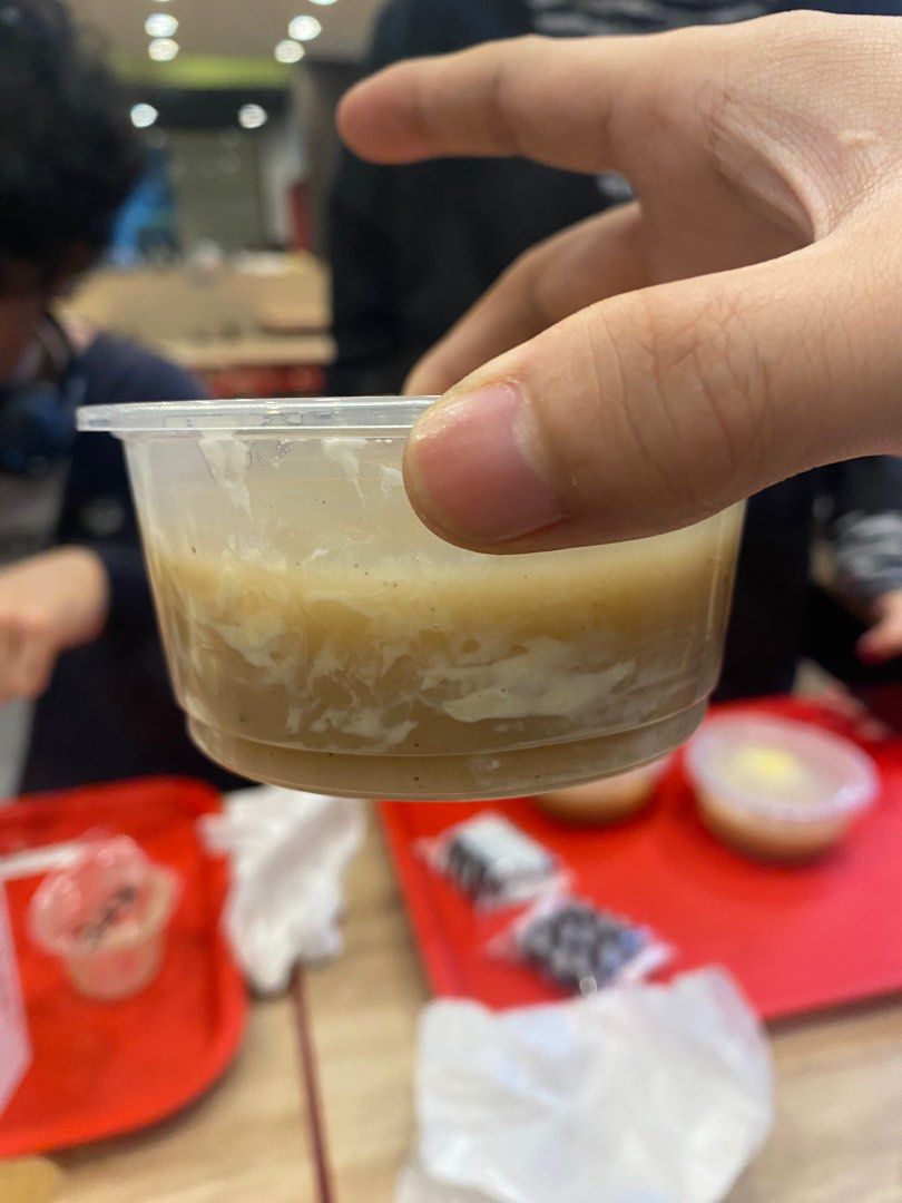 KFC Gravy (Category: Health Food, Drinks & Tonics) located in Manila. Submitted by polyesterspliff (Listing ID 1351114236, Image 2). Description: Authentic KFC gravy with receipt Slightly used Very thick and creamy 8/10 tongue feel .