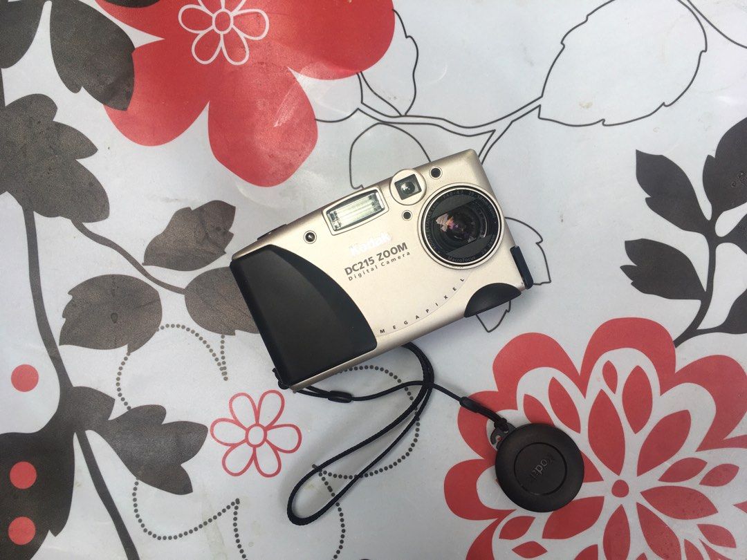 Kodak dc125z digital camera (Category: Cameras) located in Las Pinas. Submitted by film101 (Listing ID 1351112194, Image 1). Description: Kodak DC125zoom Just like a vintage film camera With viewfinder With CF card included Shutterworking Zoom working Flash working Screen-no burn This camera properly inspected No return no exchange/no refund during shipping damages any arise thereof Videos will be send after the trnsaction not during inquiries to