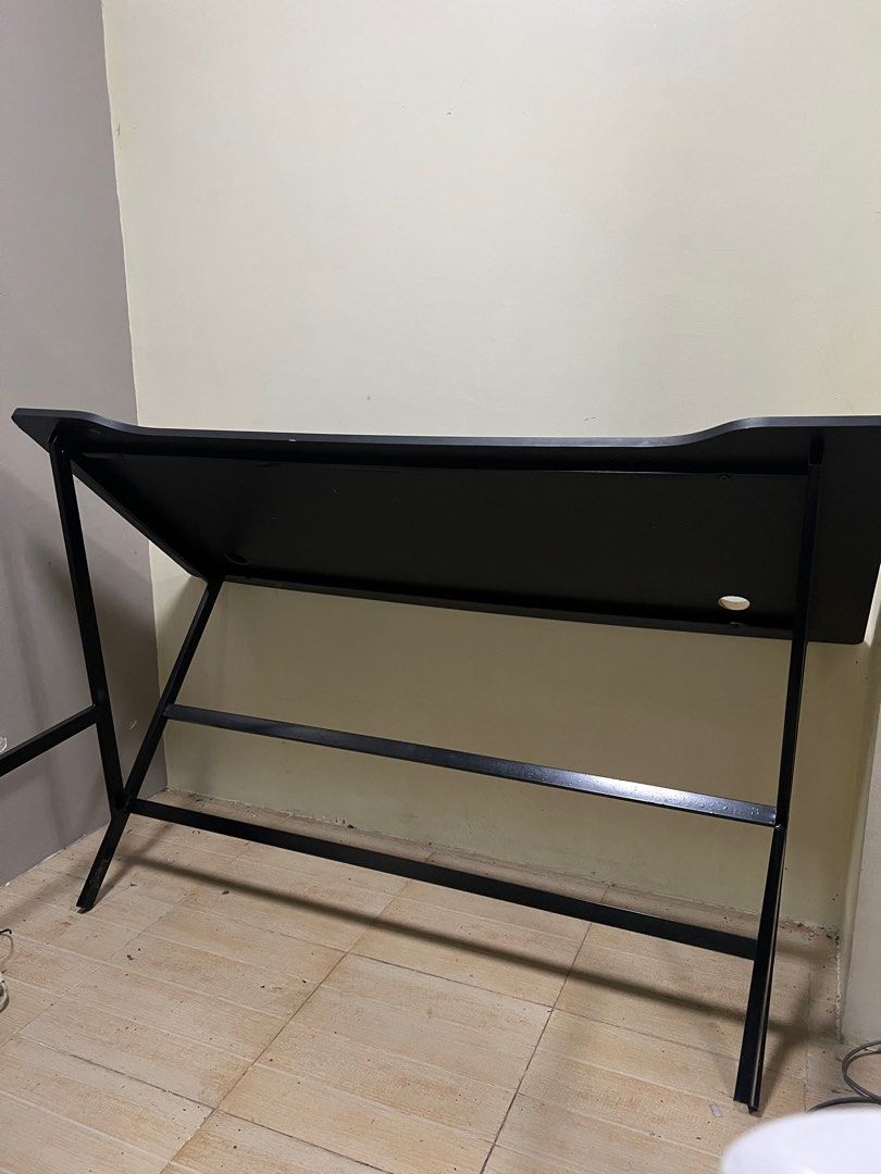Long Gaming Table (Category: Tables & Sets) located in Pasig City. Submitted by heydeclutterwithmee (Listing ID 1351164135, Image 1). Description: Baguio City Only! Pick up around Bakakeng.