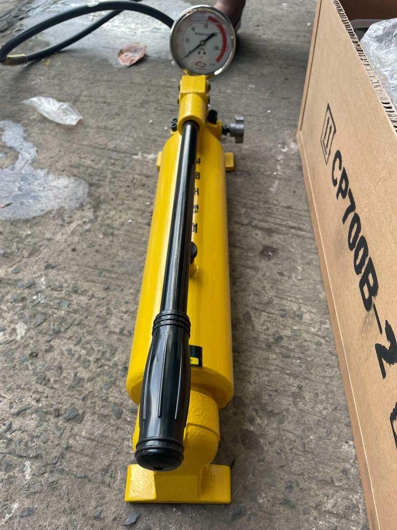 Manual Hydraulic Hand Pump (Category: Construction Tools & Equipment) located in Manila. Submitted by 09150361920ronvillaflor (Listing ID 1351089753, Image 2). Description: Manual Hydraulic Hand Pump Model: Cp-700-2 with gauge 20000 For inquiries GLOBE:📞 ☎ 0⃣9⃣1⃣5⃣0⃣3⃣6⃣1⃣9⃣2⃣0⃣ :📞 ☎ 0⃣9⃣1⃣5⃣0⃣3⃣6⃣1⃣9⃣2⃣0⃣ Email me@ 📫 📑 r-o-n-.-h-a-y-a-i-@-g-m-a-i-l.c-o-m Check my Carousell: https://www.carousell.ph/u/ronvillaflor0/ PRICE MAY CHANGE WITHOUT P