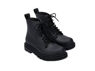 (Category: ) located in . Submitted by shoe_empresse (Listing ID 1351218546, Image 1). Description: .