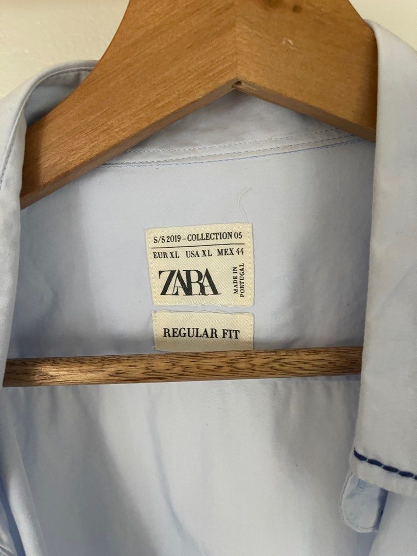 Original Zara Blue Shirt Large (Category: Formal Shirts) located in Manila. Submitted by mythiftstore (Listing ID 1351110904, Image 2). Description: Zara Man True size Large slimfit Buyer sagot ng shipping .