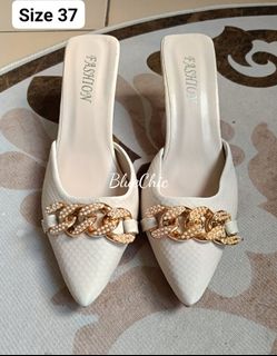 (Category: ) located in . Submitted by blue.chic02 (Listing ID 1351136672, Image 1). Description: .