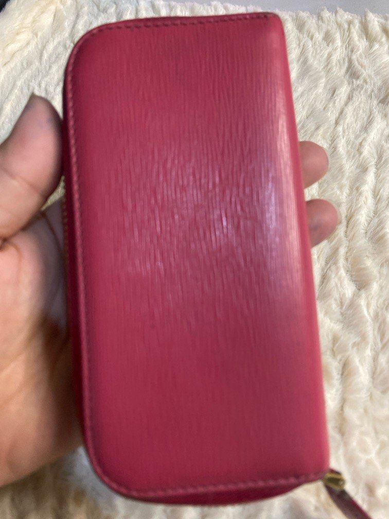 prada keycase card (Category: Luxury Bags & Wallets) located in Antipolo. Submitted by prelovedcloseta (Listing ID 1351087470, Image 2). Description: auth prada key holder can be use as caes holder and coinpurse preloved signs of usage pla check pics .