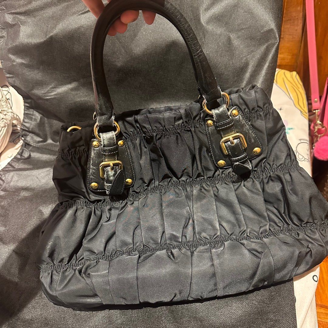 Prada Nylon Tessuto Gaufre 2 Way Bag (Category: Luxury Bags & Wallets) located in Manila. Submitted by mabele19985011 (Listing ID 1351078677, Image 2). Description: Prada Tessuto Gaufre 2 Way Bag Comes with a dust bag 8/10 No flaws, only minor signs of usage. 📍Marikina.