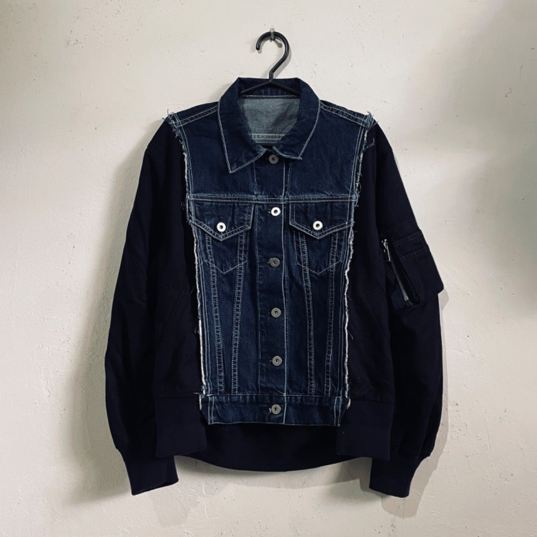 Sacai Hybrid Bomber Jacket (Category: Luxury Apparel) located in Caloocan City. Submitted by cast.archives (Listing ID 1351219878, Image 2). Description: Sacai Hybrid Bomber Jacket Size: Medium Condition: Excellent Flaws: None 5,500+shipping fee.