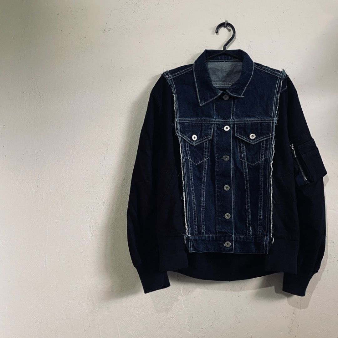 Sacai Hybrid Bomber Jacket (Category: Luxury Apparel) located in Caloocan City. Submitted by cast.archives (Listing ID 1351219878, Image 1). Description: Sacai Hybrid Bomber Jacket Size: Medium Condition: Excellent Flaws: None 5,500+shipping fee.