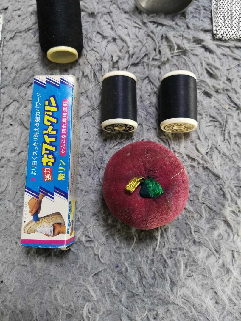 Sewing Kit In One Pack (Category: Craft Supplies & Tools) located in Santa Cruz. Submitted by jmy_surplus.2 (Listing ID 1351251659, Image 3). Description: Size ; L - 25cm W - 17cm Color ; Black , brown Type ; Sewing Kit Brand ; No Brand Material ; Style ; Sewing Kit LG 107 JMY 4.