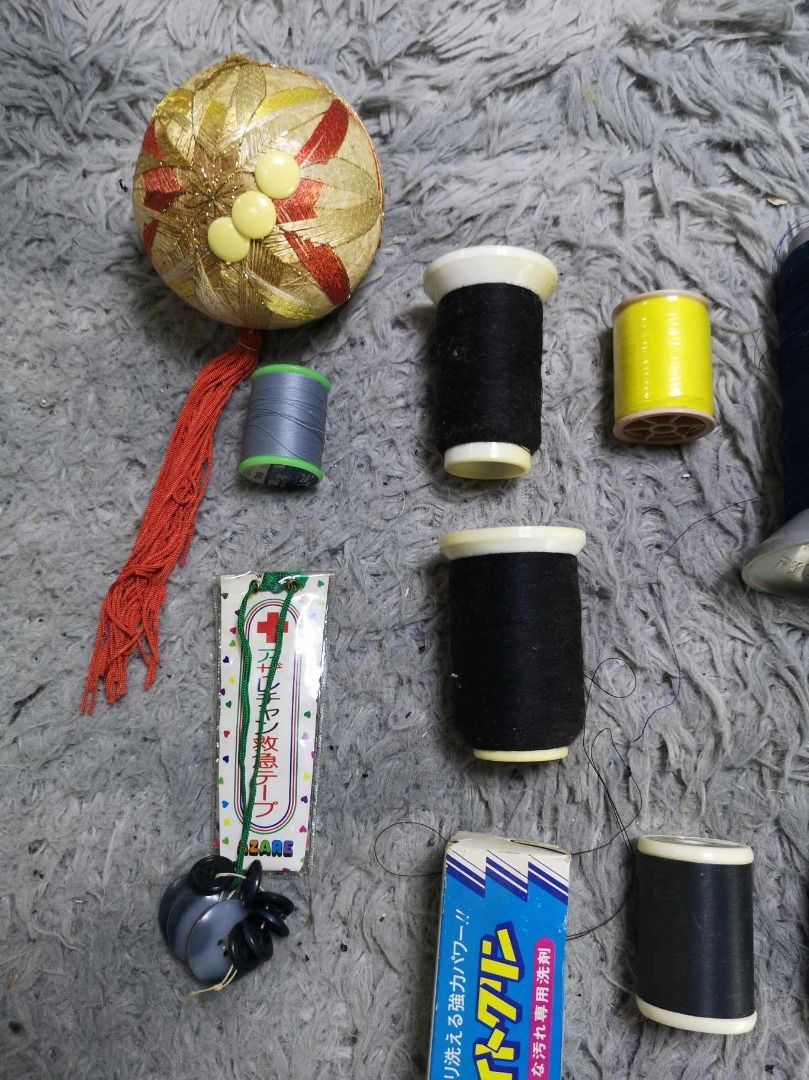 Sewing Kit In One Pack (Category: Craft Supplies & Tools) located in Santa Cruz. Submitted by jmy_surplus.2 (Listing ID 1351251659, Image 1). Description: Size ; L - 25cm W - 17cm Color ; Black , brown Type ; Sewing Kit Brand ; No Brand Material ; Style ; Sewing Kit LG 107 JMY 4.