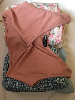 (Category: ) located in . Submitted by chic_cycle (Listing ID 1351131911, Image 1). Description: .