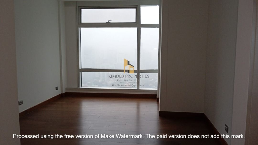 TWO ROXAS TRIANGLE BEDROOM UNIT FOR SALE! (Category: Apartments & Condos) located in Makati City. Submitted by kimdlb_properties (Listing ID 1303112656, Image 3). Description: FOR SALE TWO ROXAS TRIANGLE 44TH FLR. 310 sq.m 3 Bedrooms Semi furnished - Turnover Condition No Balcony 3 Parking Slot at Basement 2 with Service Area and Maid's room (own T&B) Centralized A.C Private elevator access PRICE: 155M GROSS (NEGO) KIMDLB PROPERTIES - Offers unit