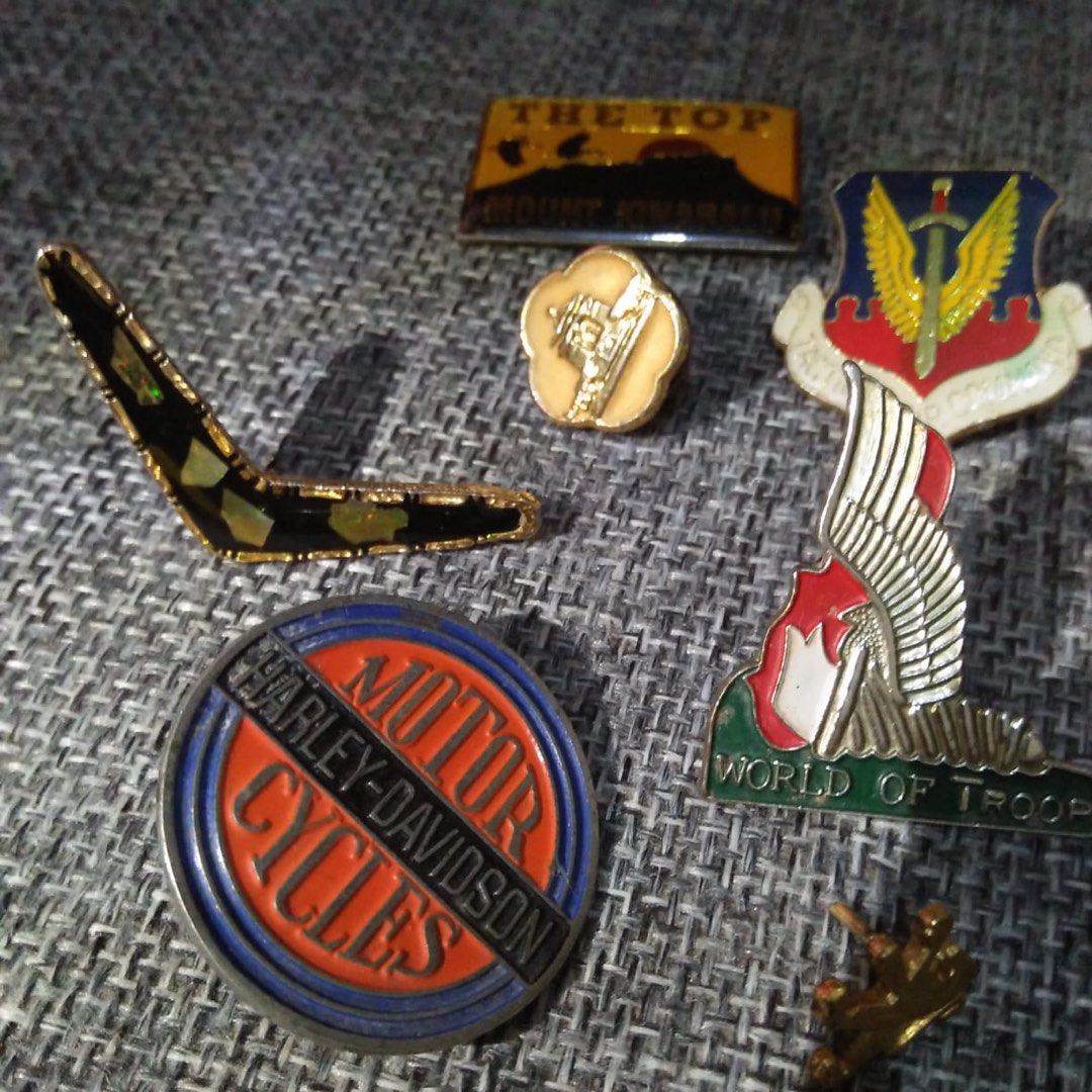 Vintage Enamel / Pins Motor Cycle harley-dahidson, Countries, wtc ...